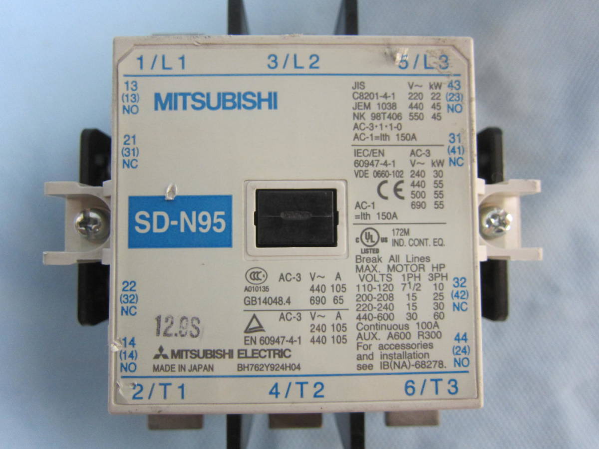 三菱電機 電磁接触器 マグネットスイッチ SD-N95 DC24 端子ネジ付 接点綺麗_画像1