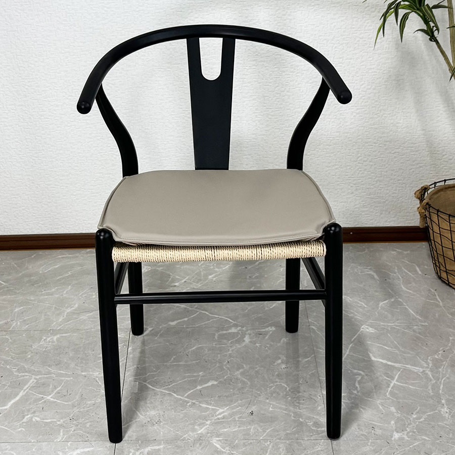 ダイニングチェア yチェア リプロダクト クッション付き ブラック ユーノ3 イス 椅子 ペーパー おしゃれ かわいい 北欧 家具_画像4