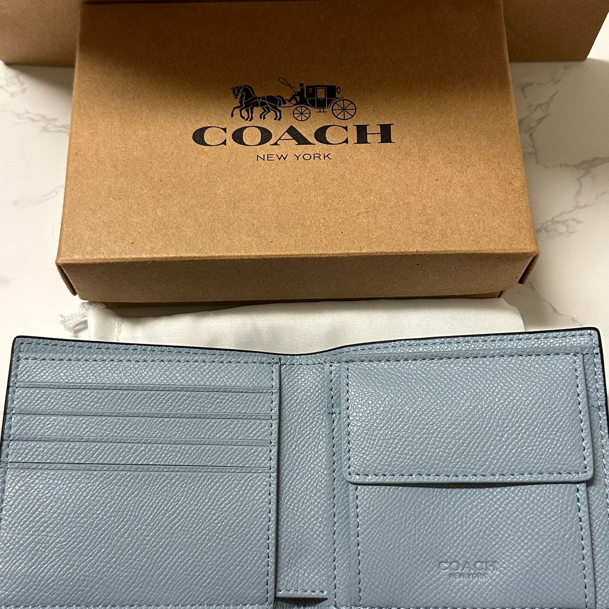 新品未使用 コーチ coach 財布 二つ折り 折り財布 Cロゴ|Yahoo 新品未使用 コーチ coach 財布 二つ折り 折り財布 Cロゴ|Yahoo