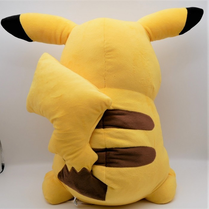 ☆新品未使用品☆ ☆送料無料☆　特大　ピカチュウ ぬいぐるみ 高さ52cm　ポケットモンスター　ポケモン 任天堂 プレゼント キッズ _画像4