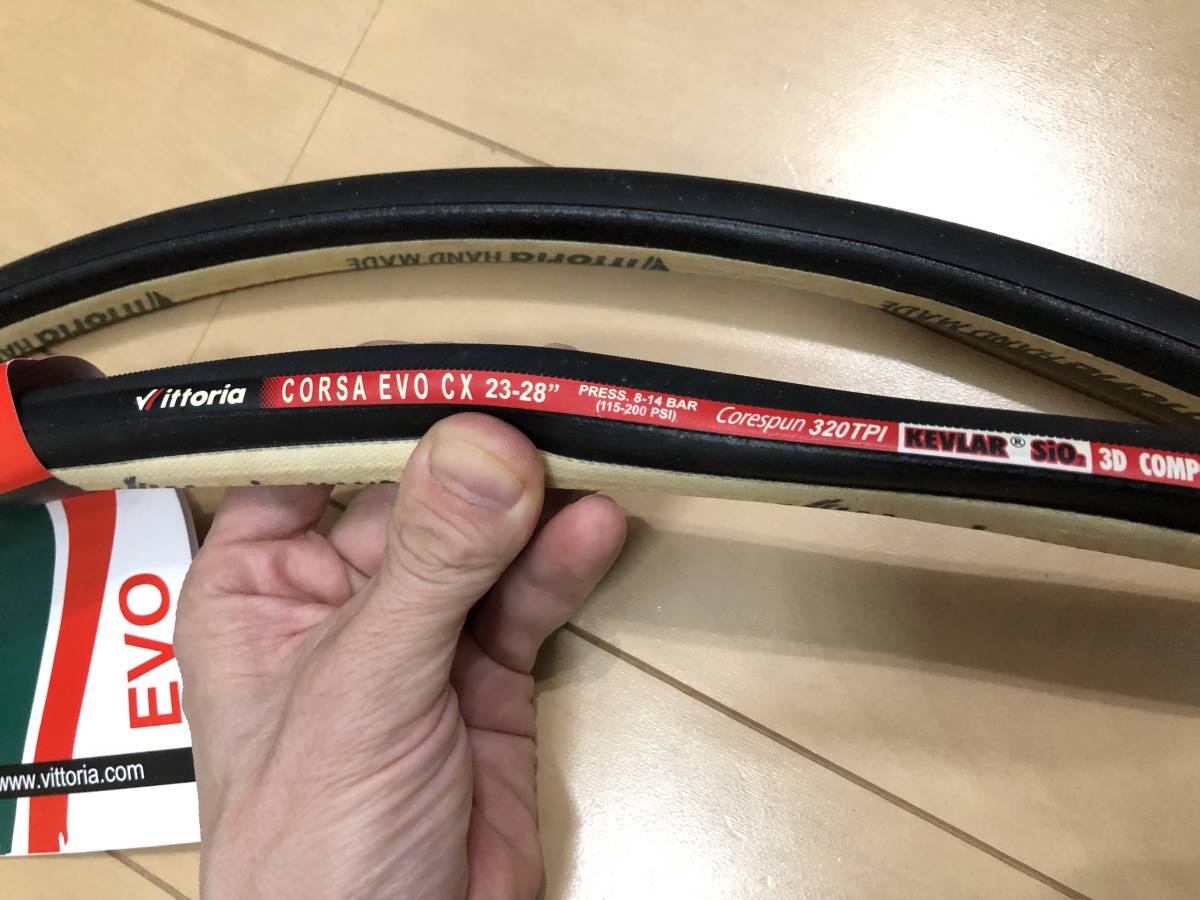 最安値で 【新品 2本セット】vittoria corsa evo cx-II チューブラー