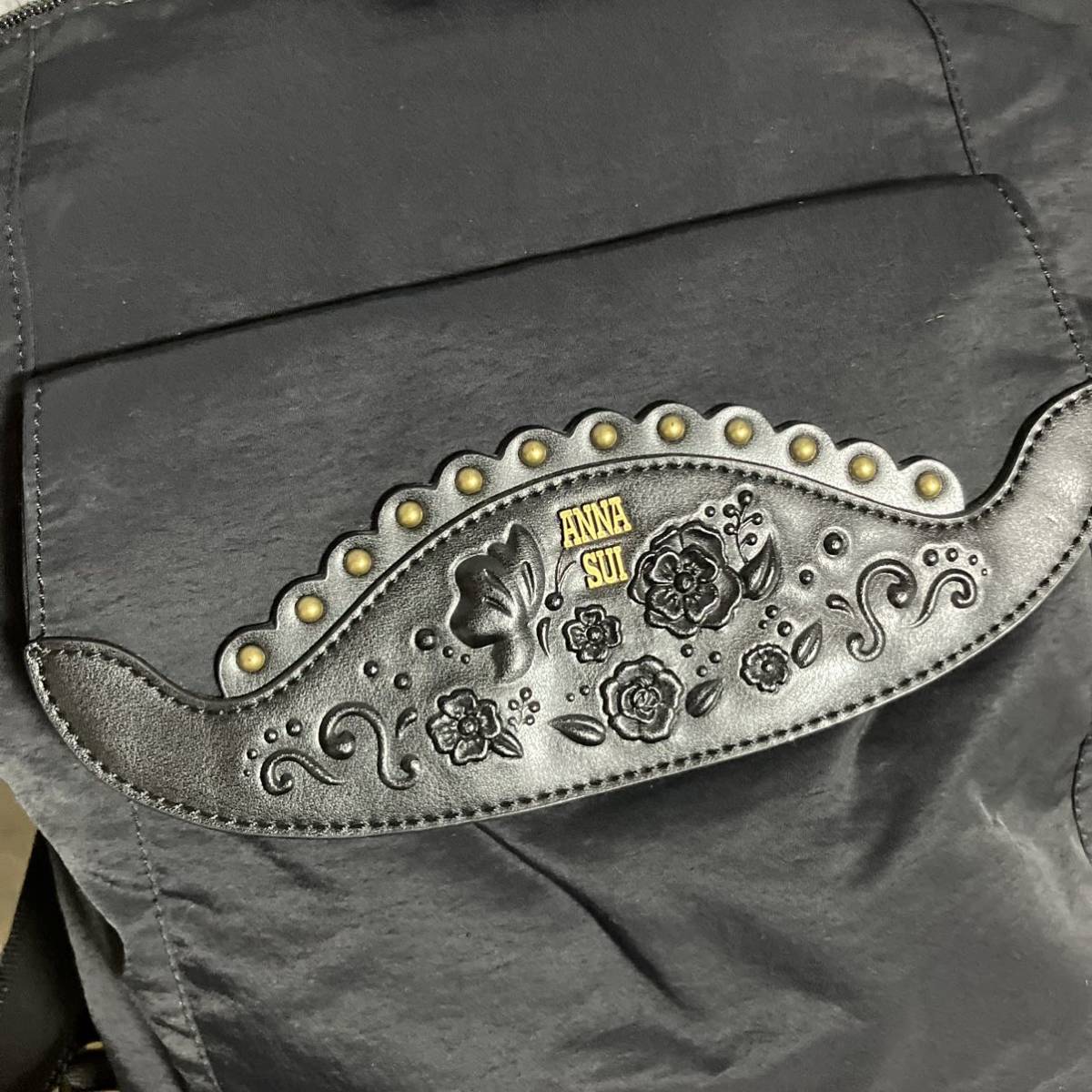 美品 ANNA SUI アナスイ 3way リュック ショルダーバッグ 黒 美品 ANNA SUI アナスイ 3way リュック ショルダーバッグ 黒