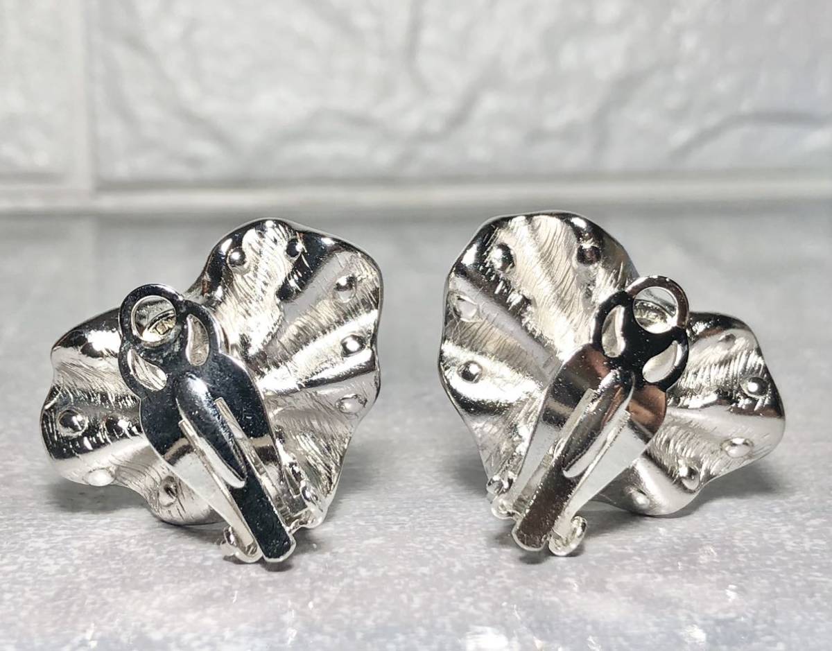  rare GIVENCHYji van si. earrings Heart Stone silver color 