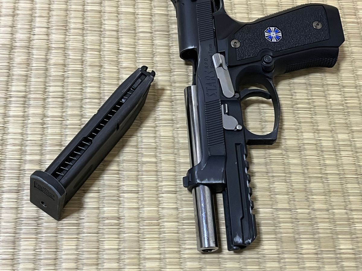東京マルイ バイオハザード アルバート W モデル 01P 18歳以上 東京マルイ バイオハザード アルバート W モデル 01P 18歳以上