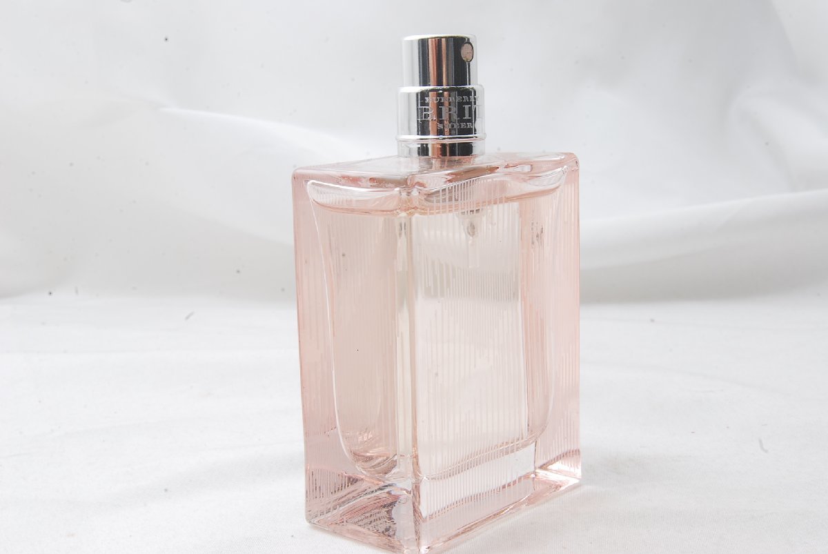 【蓋なし】 BURBERRY BRIT SHEER　バーバリー ブリット シアー オードトワレ　30ml 香水_画像2