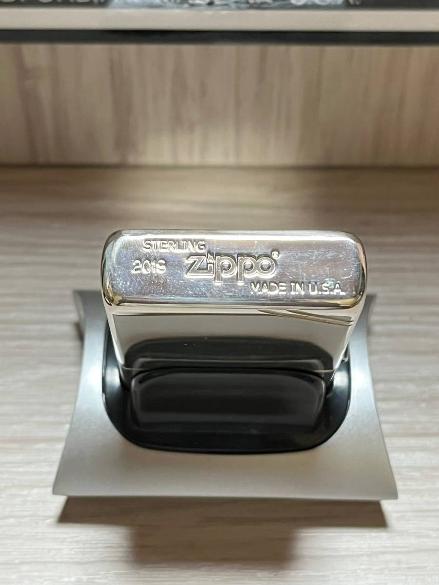 大量出品中!!【希少】レア 新品未使用 2019年製 Zippo 'STERLING SILVER' ダイアゴナルライン 純銀 銀製 スターリングシルバー ジッポー_画像6