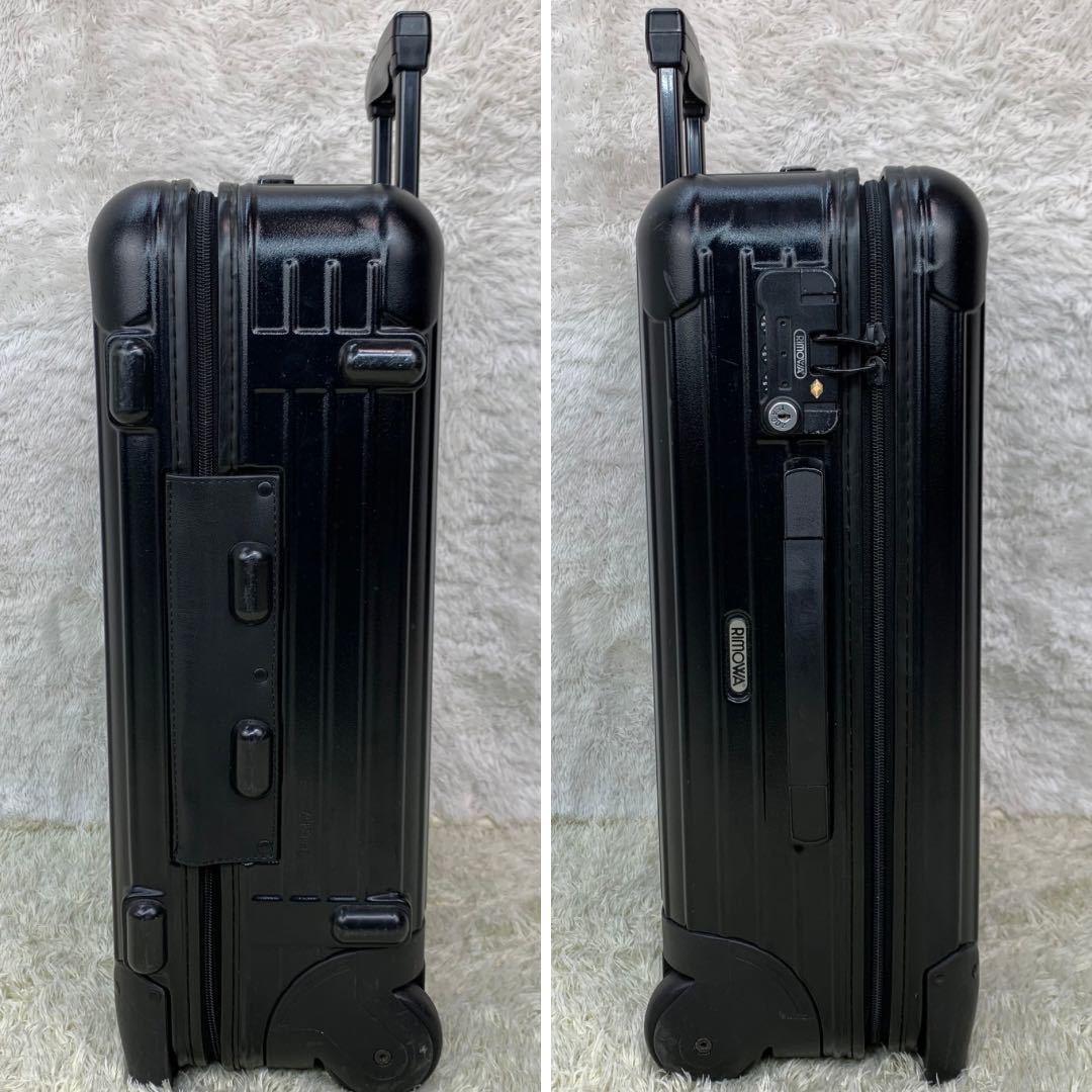 【極美品】RIMOWA リモワ SALSA サルサ 32L 機内持ち込み可能 TSAロック マットブラック 黒 2輪 超軽量 スーツ ケース キャリー バッグ_画像3