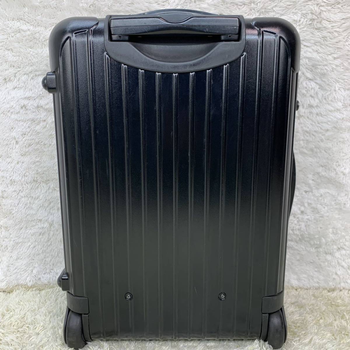 【極美品】RIMOWA リモワ SALSA サルサ 32L 機内持ち込み可能 TSAロック マットブラック 黒 2輪 超軽量 スーツ ケース キャリー バッグ_画像4