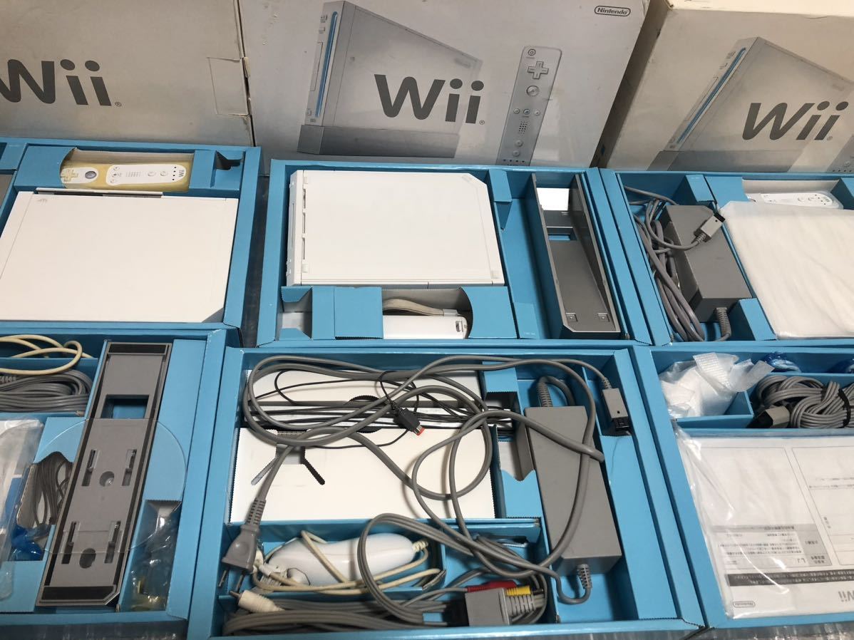 動作未確認！任天堂　NINTENDO　Wii　本体　まとめて　本体6台　付属品多数_画像1