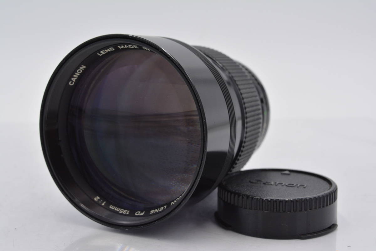 ★極上美品★ キヤノン Canon NEW FD 135mm F2 後キャップ付 #tk1564_画像1