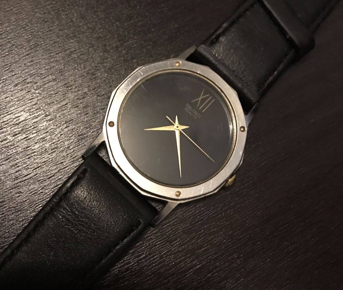 SEIKO QZ 7431-6020 アナログ クォーツ 黒文字盤 ノンデイト 腕時計 セイコー _画像1