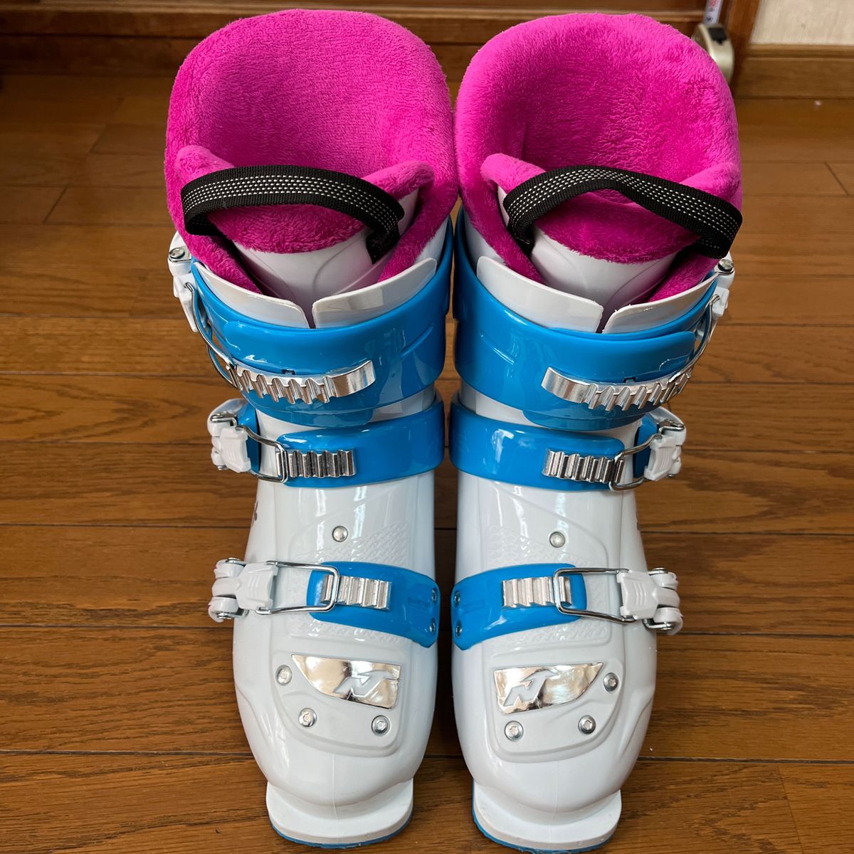 NORDICA〔ノルディカ ジュニア キッズ スキーブーツ〕<2019 NORDICA〔ノルディカ ジュニア キッズ スキーブーツ〕<2019