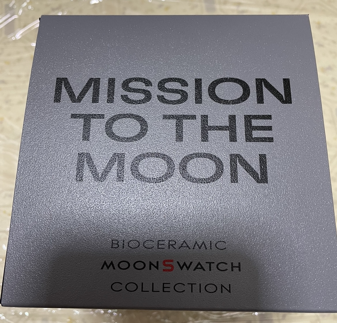 新品未使用2023年11月購入★OMEGAΩ（オメガ）×swatch（スウォッチ）スピードマスター★ムーンウォッチMISSION TO THE MOON◯送料込_画像2