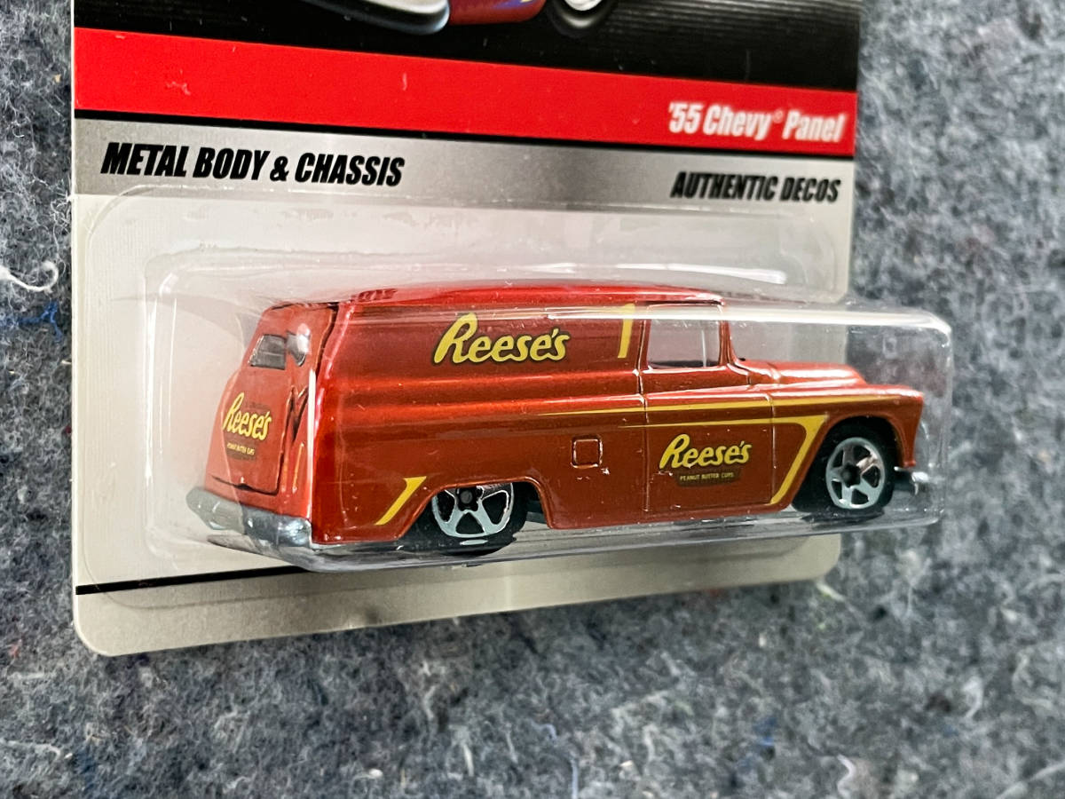 Hot Wheels 2010 Delivery Sweet Rides Reese's '55 Chevy Panel ホットウィール デリバリー シェビー シボレー パネル バン_画像3