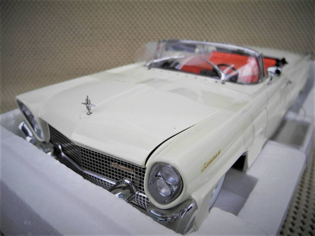 * platinum collection *1/18*1956 Lincoln Continental MKⅢ: white * precise model : new goods #4701