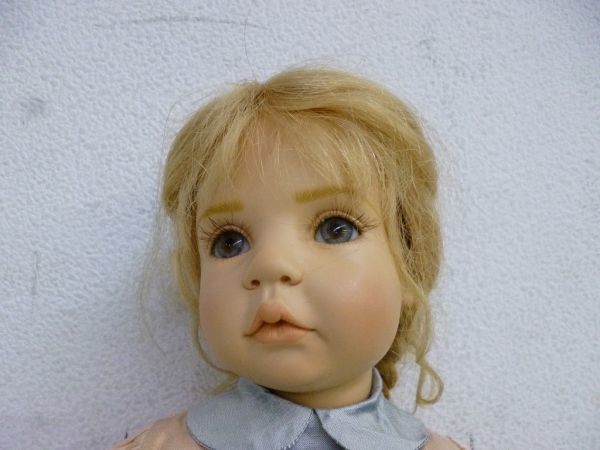 K190-N35-477 WPM 2001 ドール 人形 女の子 洋人形 約52cm 現状品①_画像2