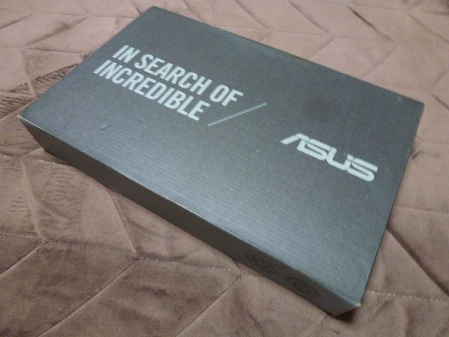 中古 ASUS ノートパソコン 11.6インチ VivoBook E200HA 箱、付属品付き