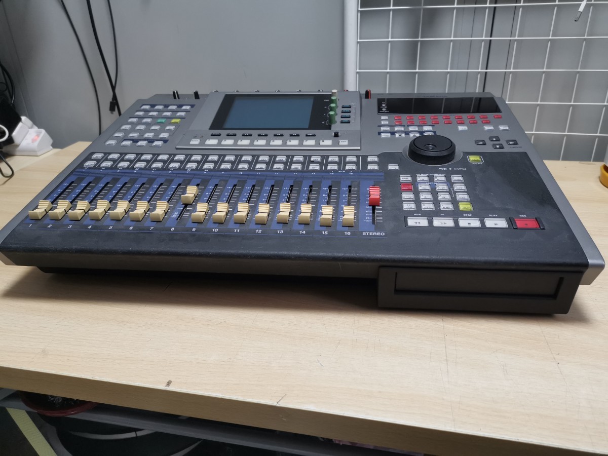 YAMAHA Yamaha AW-4416 audio workstation digital mixer ADP25H electrification only present condition sale 