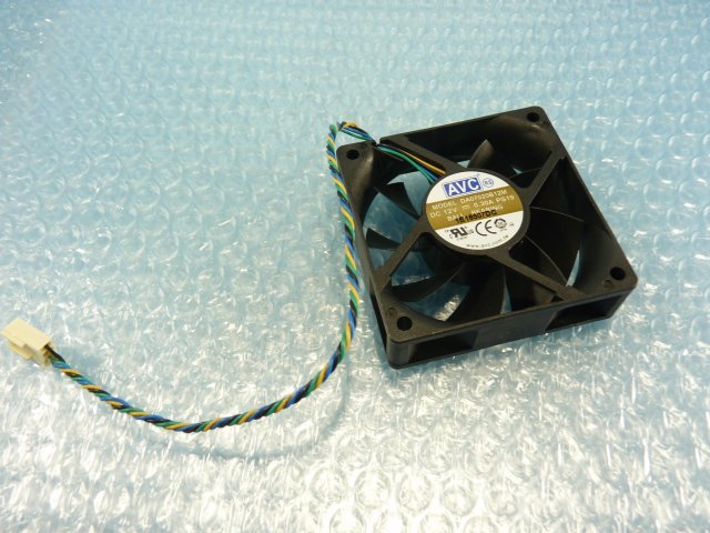 1MJQ // Fujitsu PRIMERGY TX1320 M2 の 7cmファン AVC DA07020B12M 12V 0.30A 70x20mm 4ピン 4線 ケーブル長さ約20cm // 在庫9の画像1
