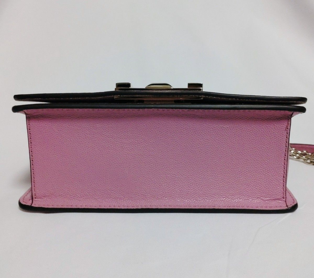 値下げ 【新品】フルラ FURLA ショルダーバッグ クロスボディー 値下げ 【新品】フルラ FURLA ショルダーバッグ クロスボディー