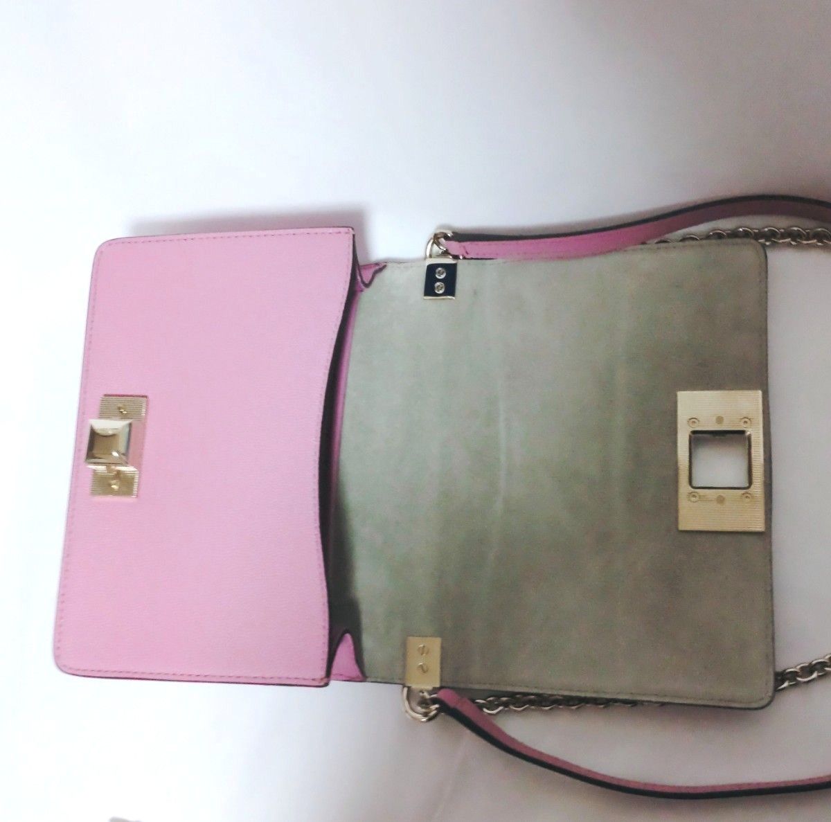 値下げ 【新品】フルラ FURLA ショルダーバッグ クロスボディー 値下げ 【新品】フルラ FURLA ショルダーバッグ クロスボディー