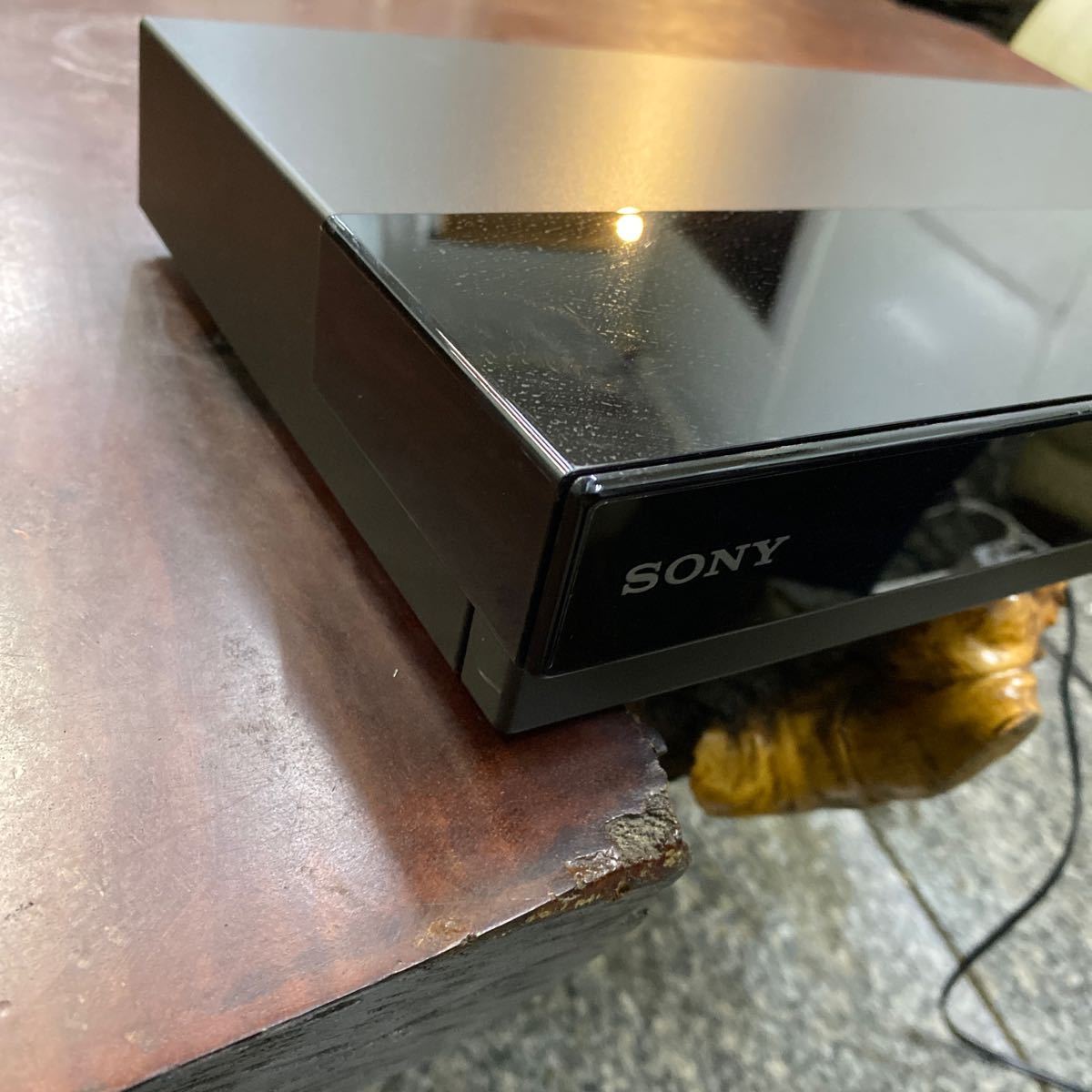 SONY BDZ-FW1000 HDD/BDレコーダー 4KHDR/Hi-Res Audio対応品 2018年製 B-CASカード付き●現状品_画像2