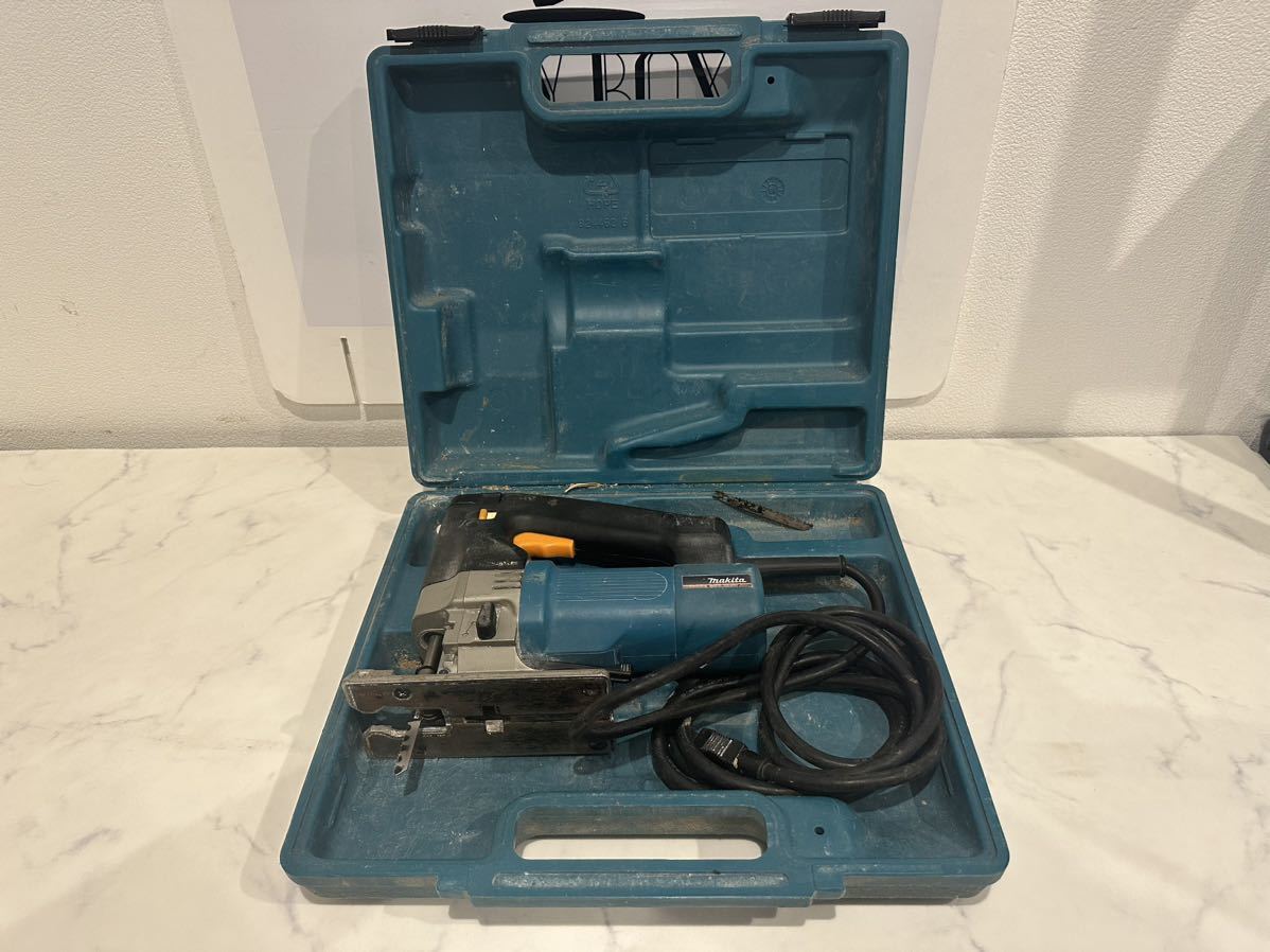 【中古】ジグソー makita マキタ 4304T 100V コード式 ケース付 電気のこぎり 木工 鉄工 アルミ用 切断 電動工具 DIY 【札TB02】_画像1