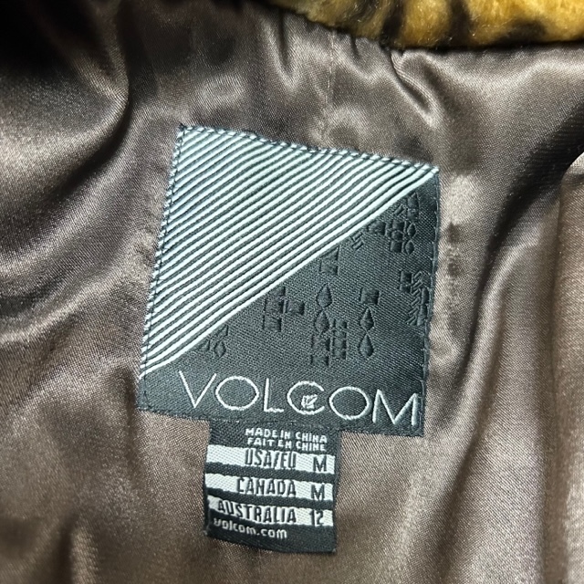 USA古着 VOLCOM レオパード柄 ふかふかファーショートコート M～L 