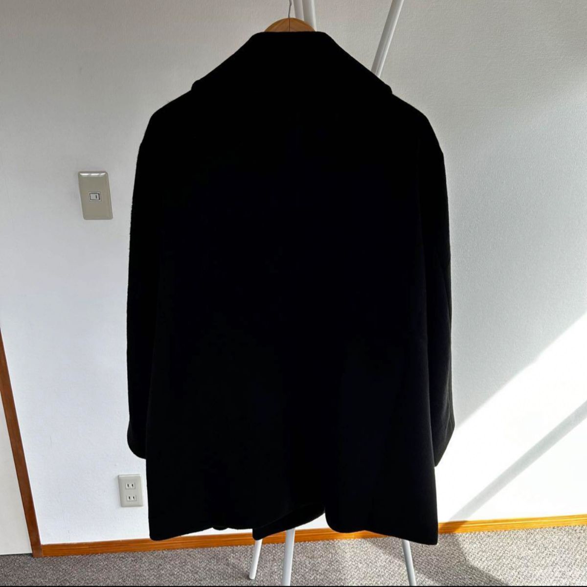 GADID ANONIEM SUNE / BLACK 逃げ回り ハーフコート ウール GADID ANONIEM SUNE / BLACK 逃げ回り ハーフコート ウール