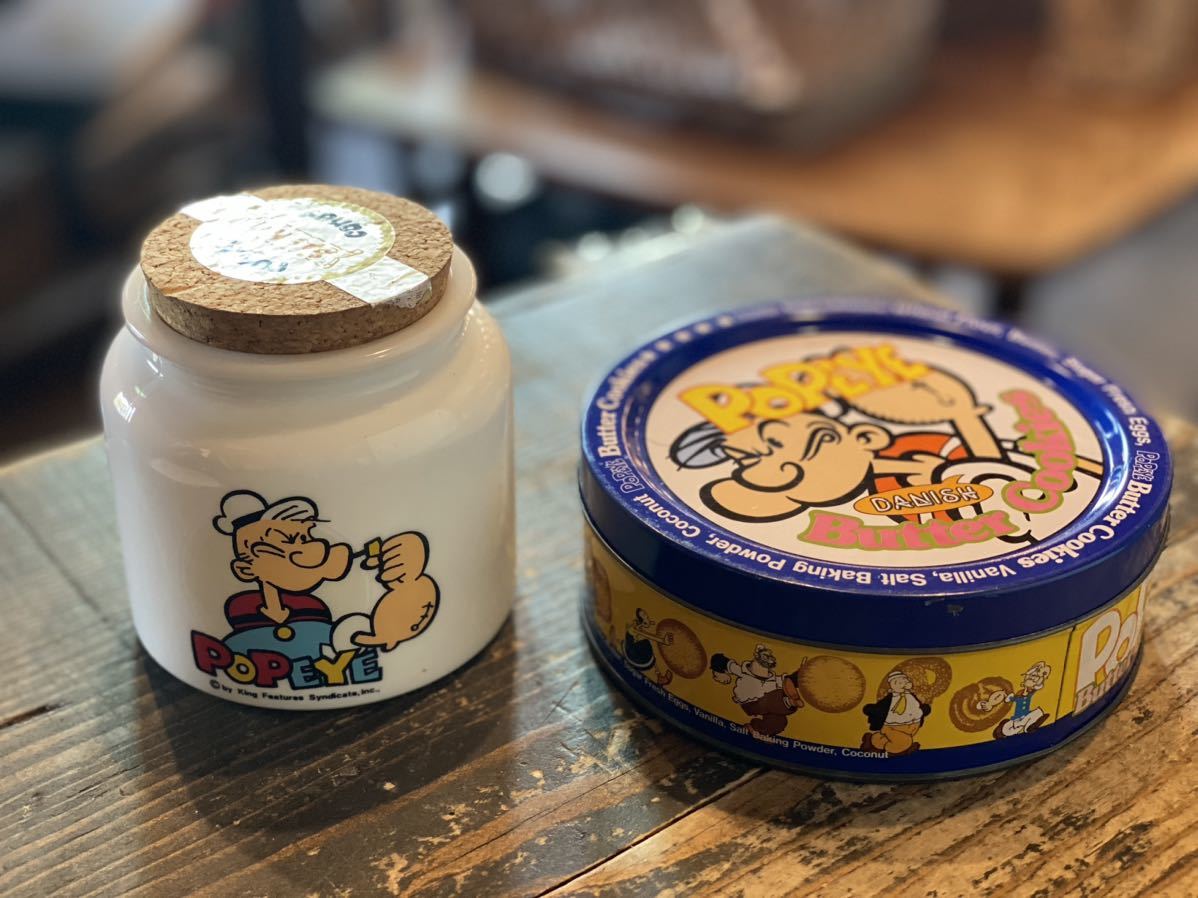 81】昭和レトロ ポパイ クッキー缶 空き缶 ミルクガラス 81】昭和レトロ ポパイ クッキー缶 空き缶 ミルクガラス