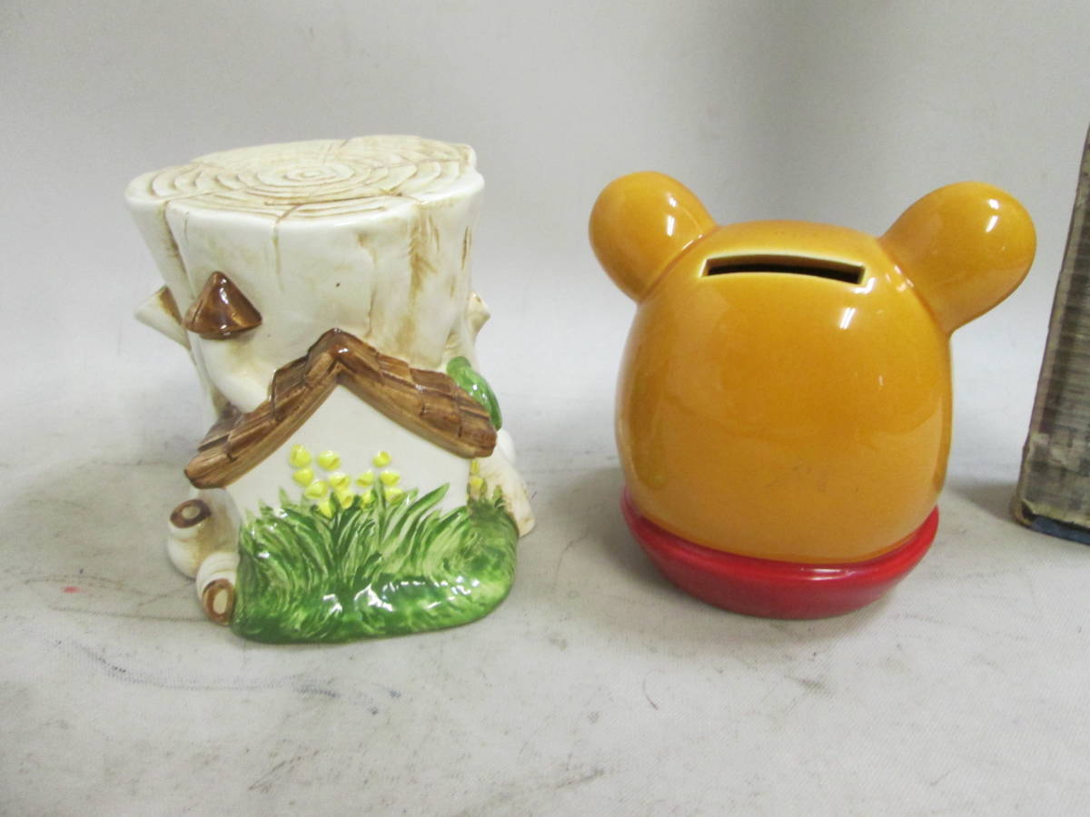 東京ディズニーランド TDL くまのプーさん 陶器の貯金箱＋陶器　貯金箱　２個共に未使用 