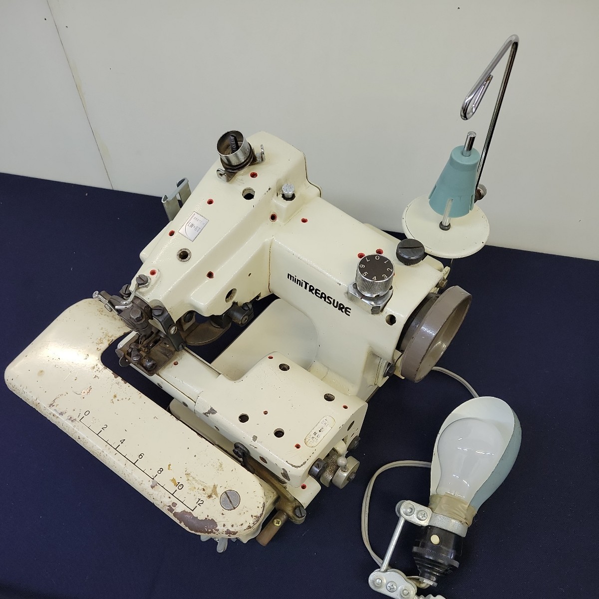 23110705 mini TREASURE... sewing machine BS-77