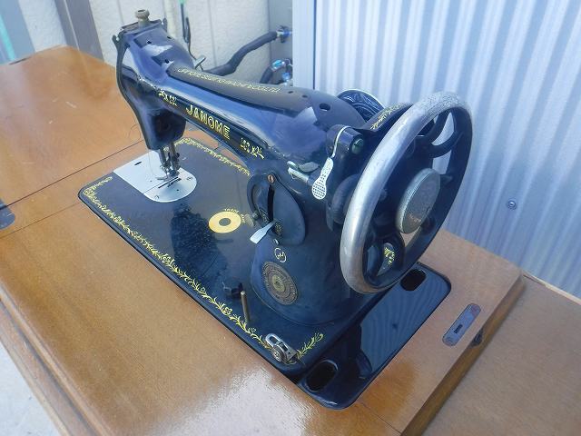 [A1104] Janome JANOME античный ножная швейная машина retro ограничение получения Tokyo Tama 