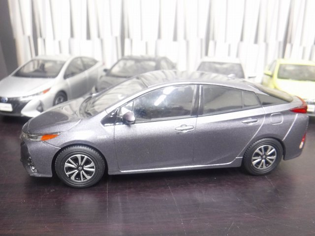 希少になる PHV PRIUS プリウス トヨタ TOYOTA C1101】 色見本 1 ミニカー 乗用車