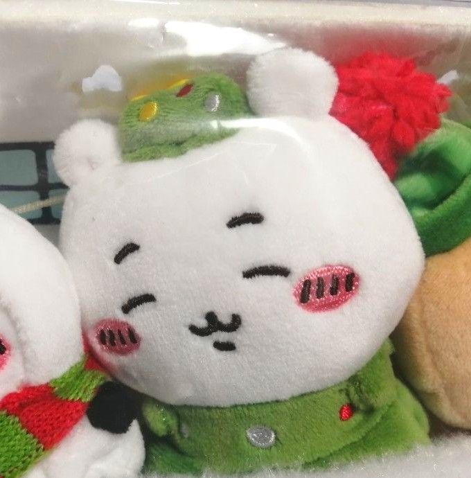 ちいかわ ハチワレ うさぎ ハッピーホリデーなおやすみベッドと ちいかわ ハチワレ うさぎ ハッピーホリデーなおやすみベッドと