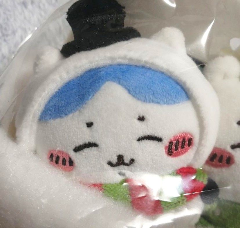 ちいかわ ハチワレ うさぎ ハッピーホリデーなおやすみベッドと ちいかわ ハチワレ うさぎ ハッピーホリデーなおやすみベッドと
