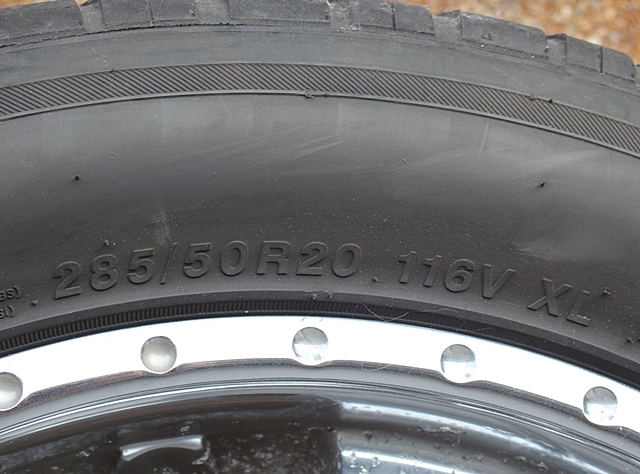 20 дюймовый металлизированные колеса 20×8.5J +15 PCD139.7 6H 285/50R20 4 шт. комплект Hummer H3
