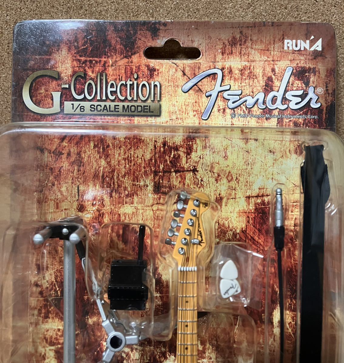 RUNA ラナ G-Collection Fender ストラトキャスター フィギュア 1/6 スケール ブラック フェンダー ストラト 黒 ジー コレクション ギター_画像2