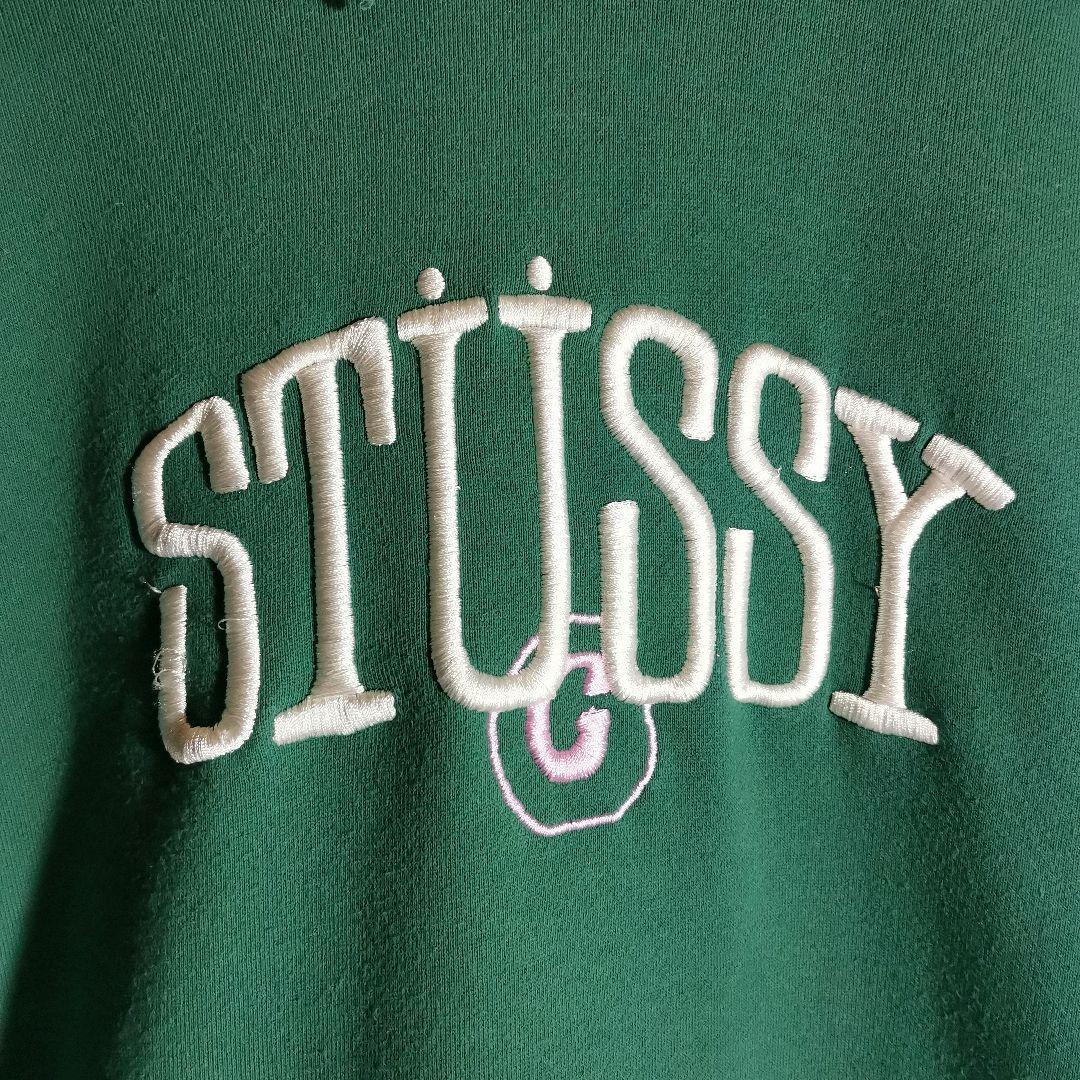 STUSSY ステューシー パーカー プルオーバー 緑 刺繍 ロゴ