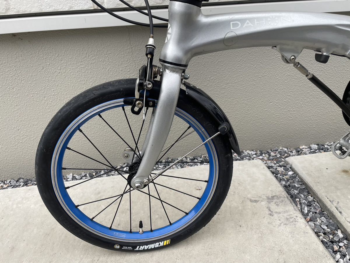 中古　DAHON 折り畳み自転車　検　フォールディングバイク？　イージー D3？EEZZ D3 2外装3段変速 16インチ ダホン ミニベロ　街乗り_画像3