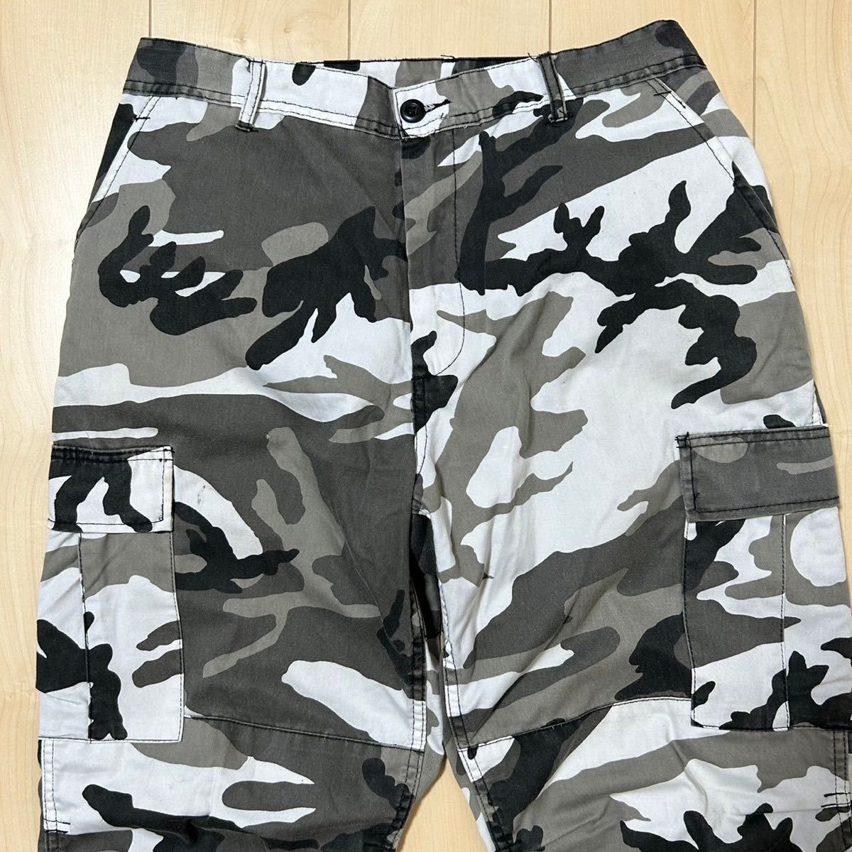 良品　ROTHCO　ロスコ　CITY CAMO　シティカモ　迷彩　パンツ　カーゴパンツ　人気　定番　LARGE REGULAR　アメカジ　ミリタリー　サバゲー_画像3