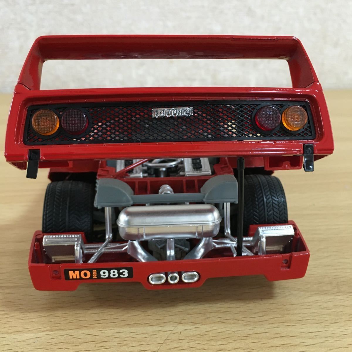 Bburago ブラーゴ BRAGO フェラーリ Ferrari F40 1/18 1987 イタリア製 レッド 赤 自動車 車 ミニカー モデルカー おもちゃ 11 ス 4524_画像9