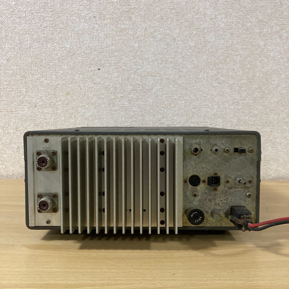 TRIO トリオ MODEL TS-770 V-UHF ALL MODE DUAL BANDER 無線機 アマチュア無線 出力 固定 トランシーバー 動作未確認 現状品 11 ス 4686_画像7