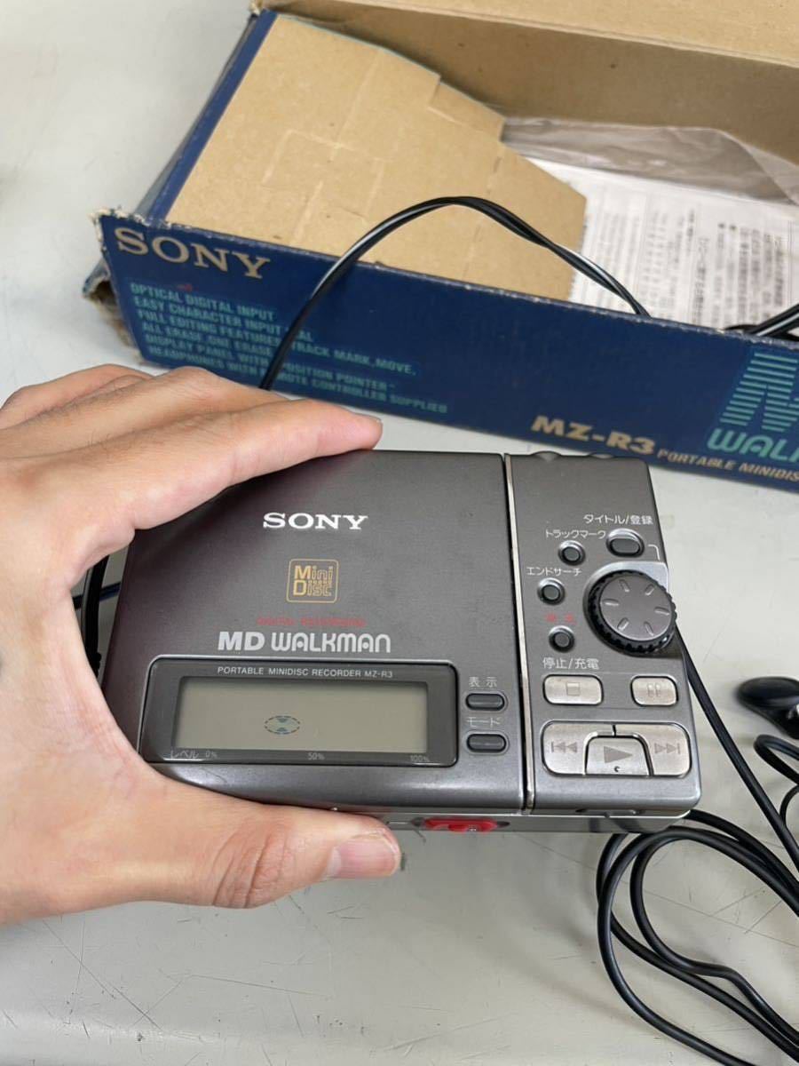 N741/SONY MDウォークマン MZ-R3/MDR-E383 AC-E455AC RM-MZR2MP ジャンク品 RECORDER Portable ポータブル MDプレーヤー　説明書も付き_画像6