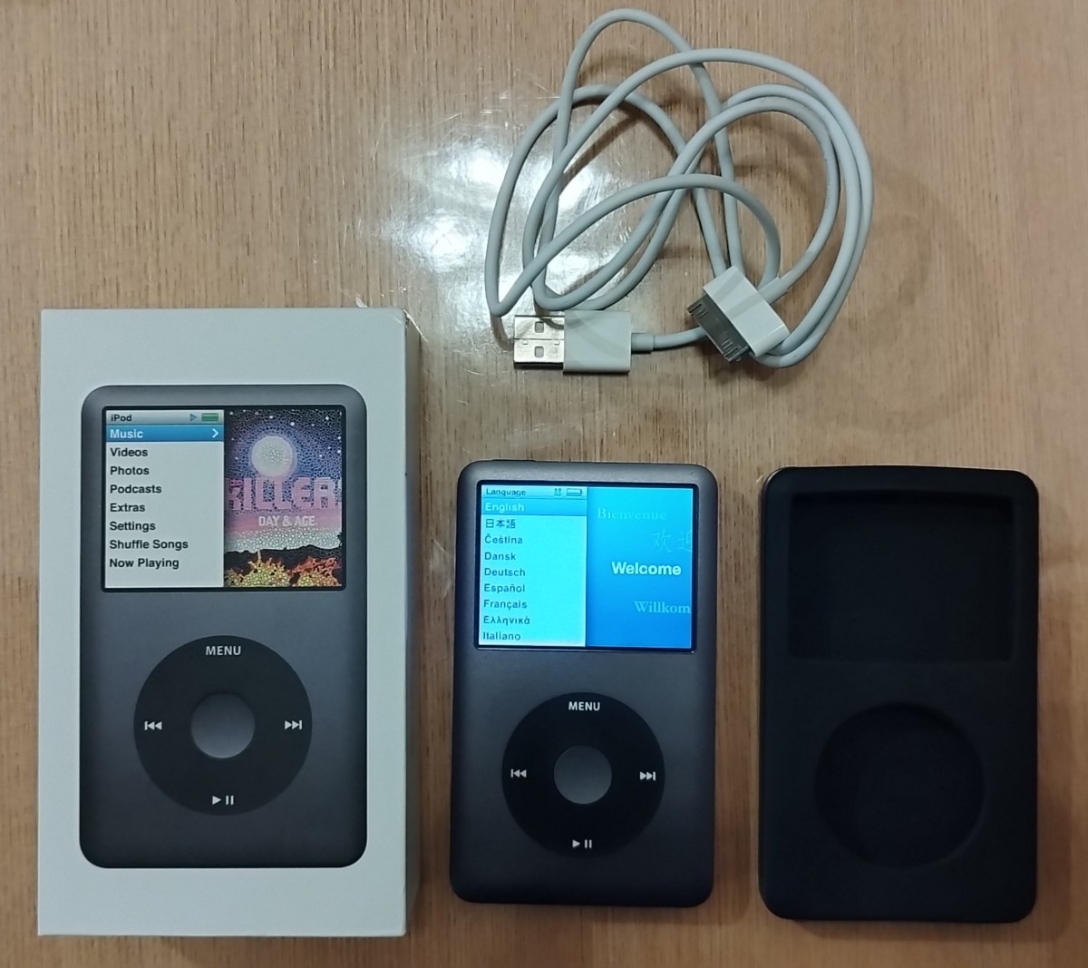 iPod classic Apple アイポッド アップル クラシック 160GB A1238 ワンオーナー ブラック 中古_画像1