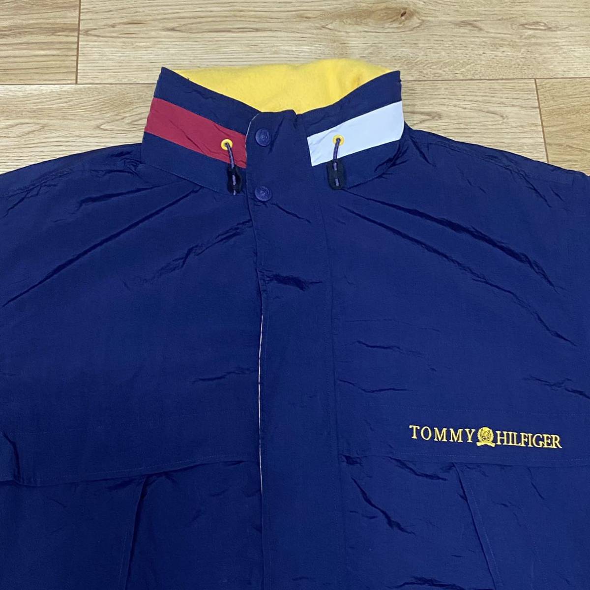 良品☆TOMMY HILFIGER トミー ナイロンジャケット ネイビー L_画像2