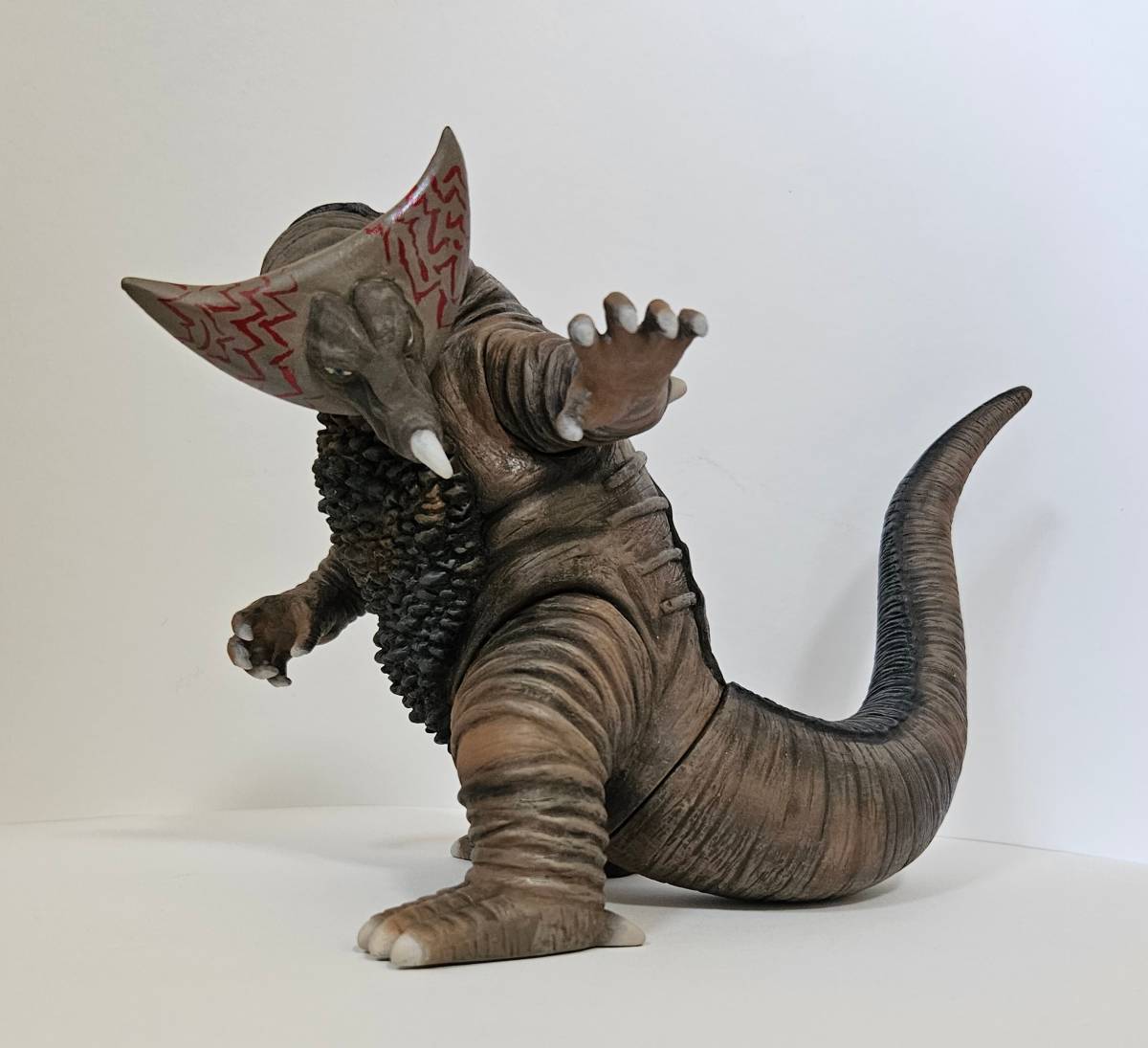 ウルトラ怪獣ソフビ　ゴモラ　リペイント完成品_画像1