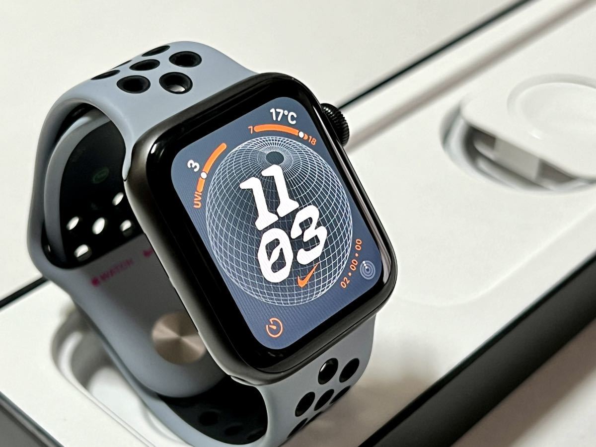 ★ 即決 送料無料 ★ Apple Watch SE 40mm アップルウォッチ スペースグレー アルミニウム GPS 純正品 Nike スポーツバンド