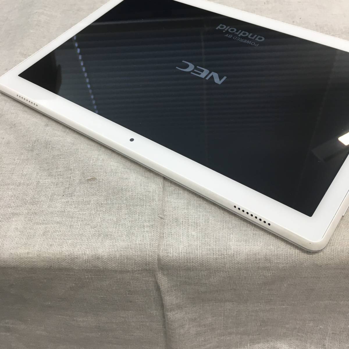 ジャンク品 NEC タブレット PC-TE710KAW(ホワイト) LAVIE Tab E 10.1型 4GB/64GB_画像4