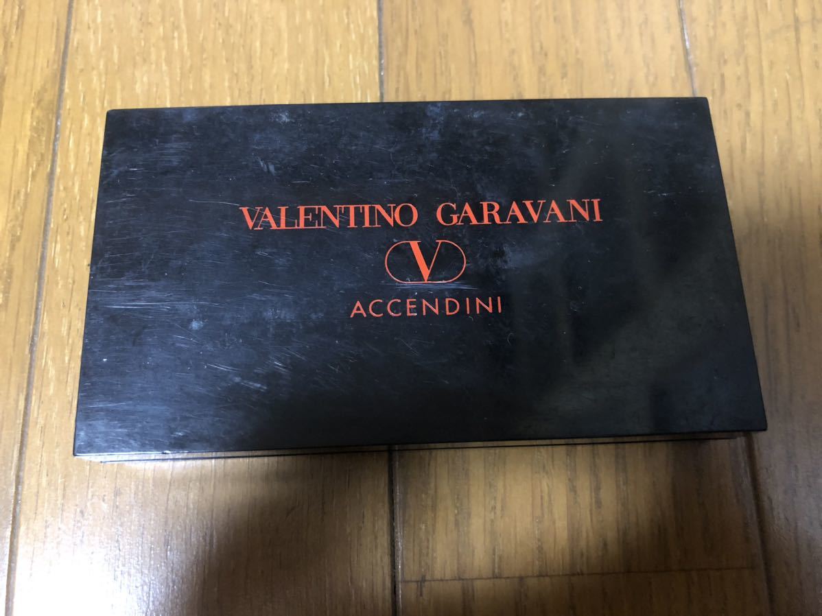 VALENTINO　GARAVANI　ライター　ガスライター ブランド _画像2